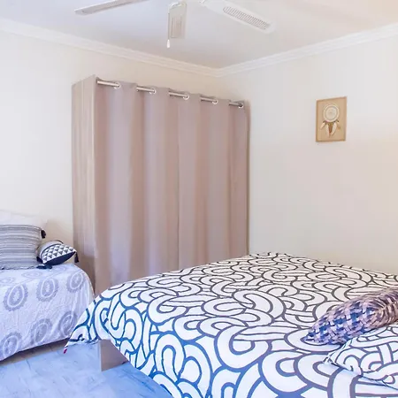 #sfd Maison Grand Jardin & Spa Intex * סיס-פור-לה-פלאז'